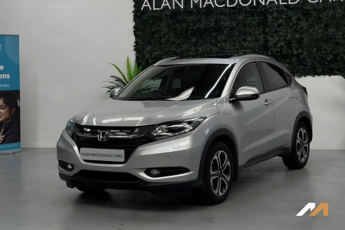 Used 2015 Honda Hr-V Ex Alabaster Silver - Interior and Exterior details 8