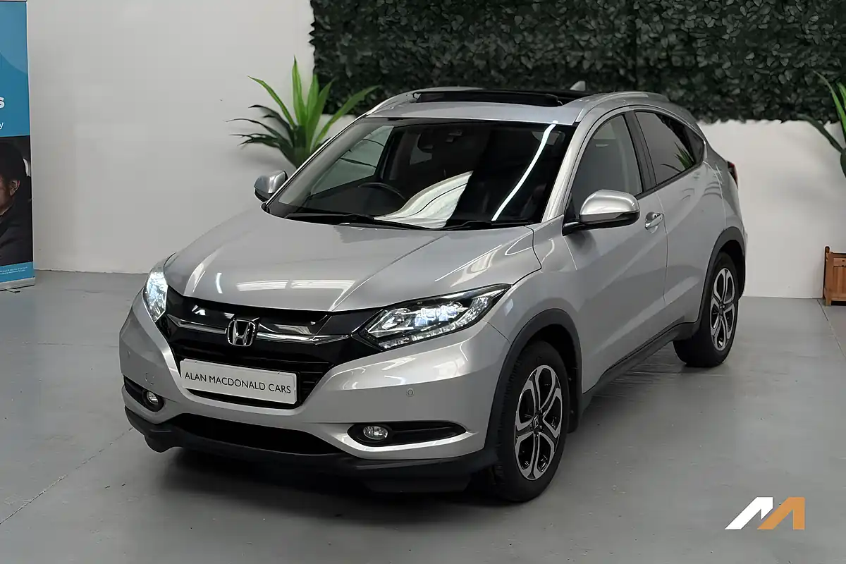Used 2015 Honda Hr-V Ex Alabaster Silver - Interior and Exterior details 9