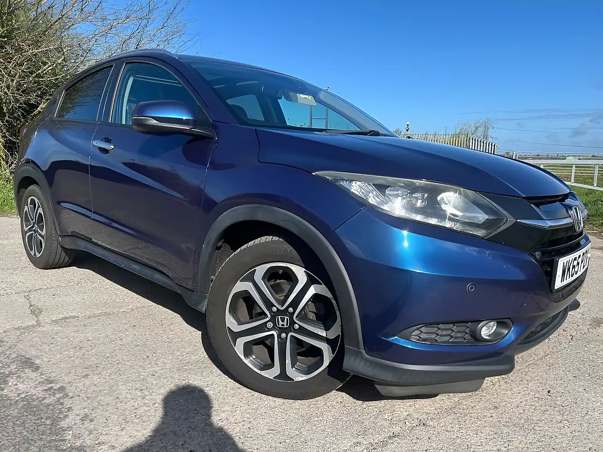 Used 2015 Honda Hr-V Ex Blue - Front View
