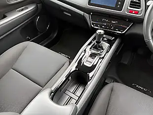 Used 2015 Honda Hr-V Se White - Interior and Exterior details 12