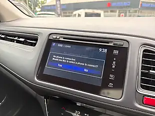 Used 2015 Honda Hr-V Se White - Interior and Exterior details 17