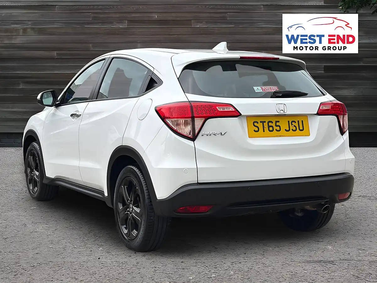 Used 2015 Honda Hr-V Se White - Interior and Exterior details 3