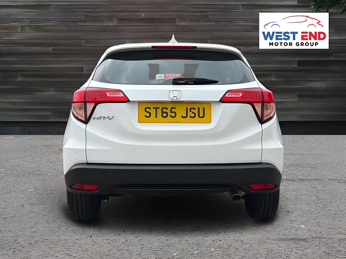 Used 2015 Honda Hr-V Se White - Interior and Exterior details 4