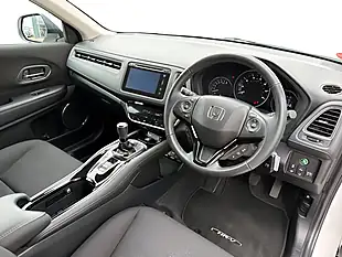 Used 2015 Honda Hr-V Se White - Interior and Exterior details 8
