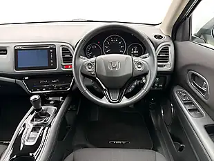 Used 2015 Honda Hr-V Se White - Interior and Exterior details 9