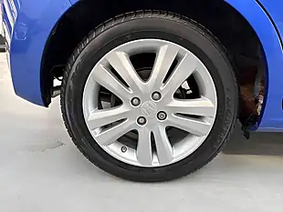 Used 2015 Honda Jazz Es Plus Blue - Interior and Exterior details 7