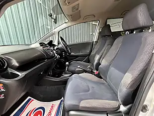 Used 2015 Honda Jazz Es Plus Silver - Interior and Exterior details 18