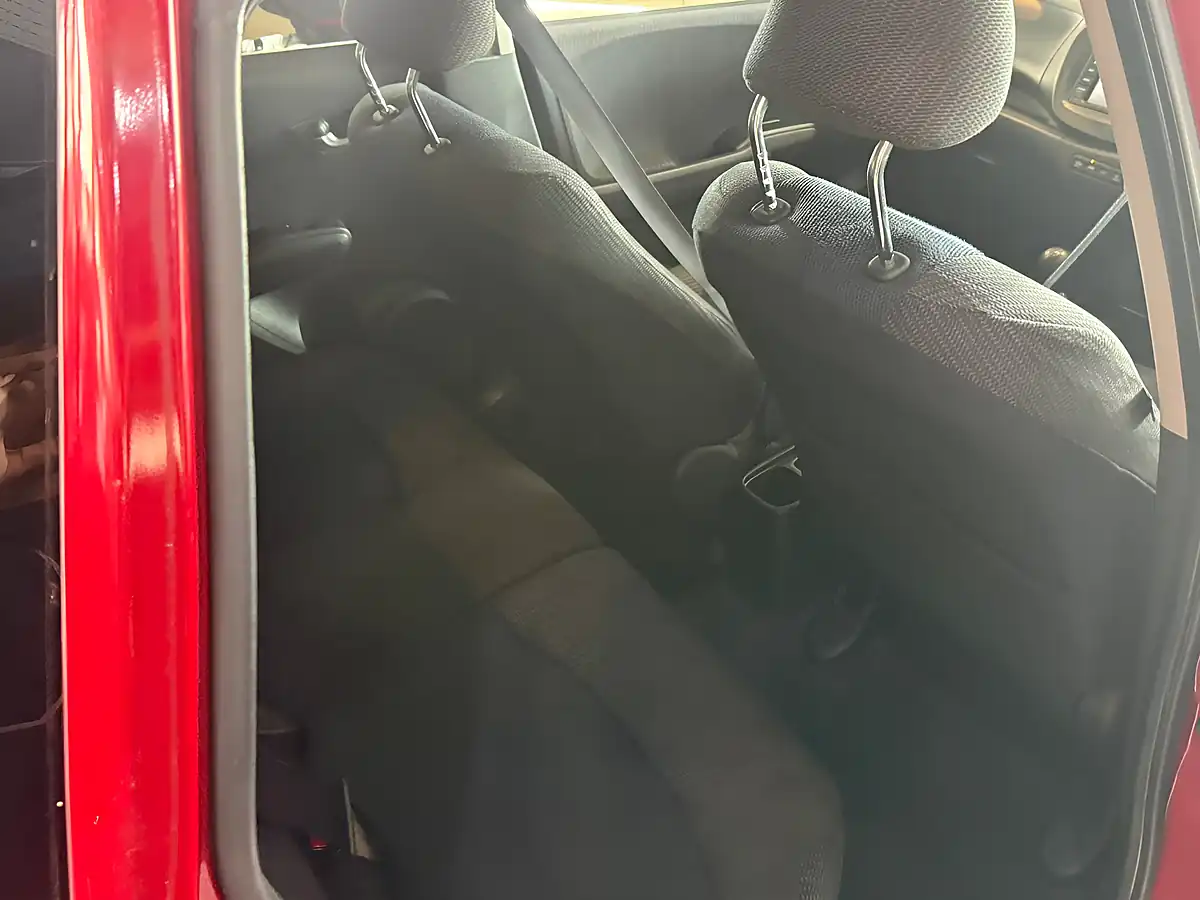 Used 2015 Honda Jazz Es Plus T Red - Interior and Exterior details 11