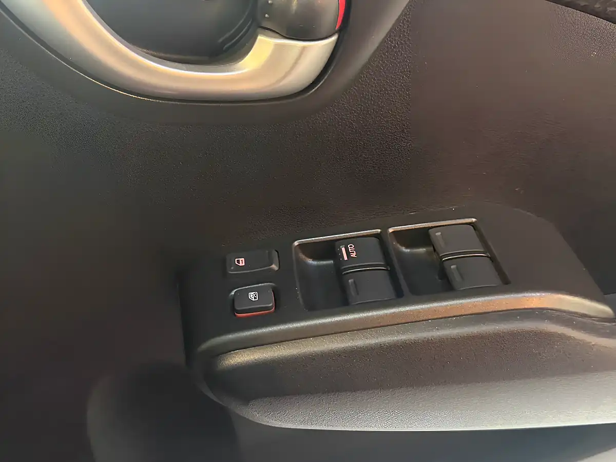 Used 2015 Honda Jazz Es Plus T Red - Interior and Exterior details 14
