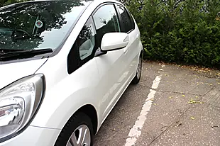 Used 2015 Honda Jazz Es Plus White - Interior and Exterior details 3