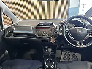 Used 2015 Honda Jazz Ex Silver - Interior and Exterior details 11