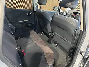Used 2015 Honda Jazz Ex Silver - Interior and Exterior details 15