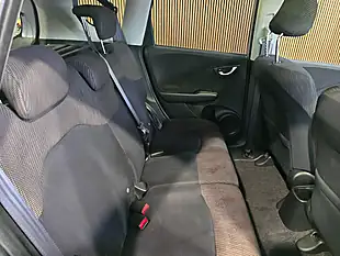 Used 2015 Honda Jazz Ex Silver - Interior and Exterior details 16