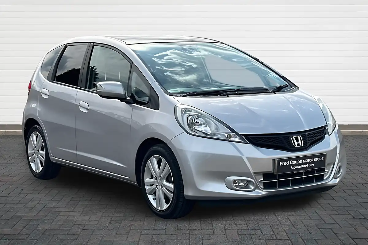 Used 2015 Honda Jazz Ex Silver - Front View