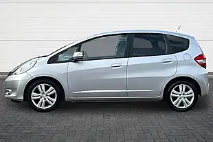 Used 2015 Honda Jazz Ex Silver - Interior and Exterior details 6