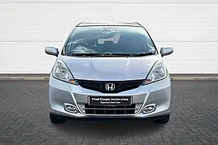 Used 2015 Honda Jazz Ex Silver - Interior and Exterior details 8