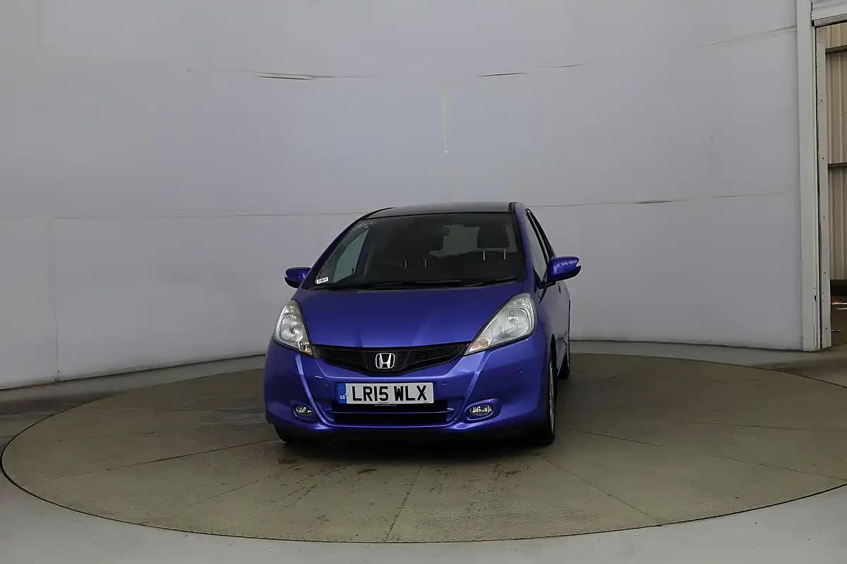 Used 2015 Honda Jazz Exl Blue - Interior and Exterior details 2