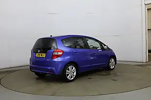 Used 2015 Honda Jazz Exl Blue - Interior and Exterior details 6