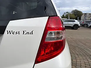 Used 2015 Honda Jazz Exl White - Interior and Exterior details 17