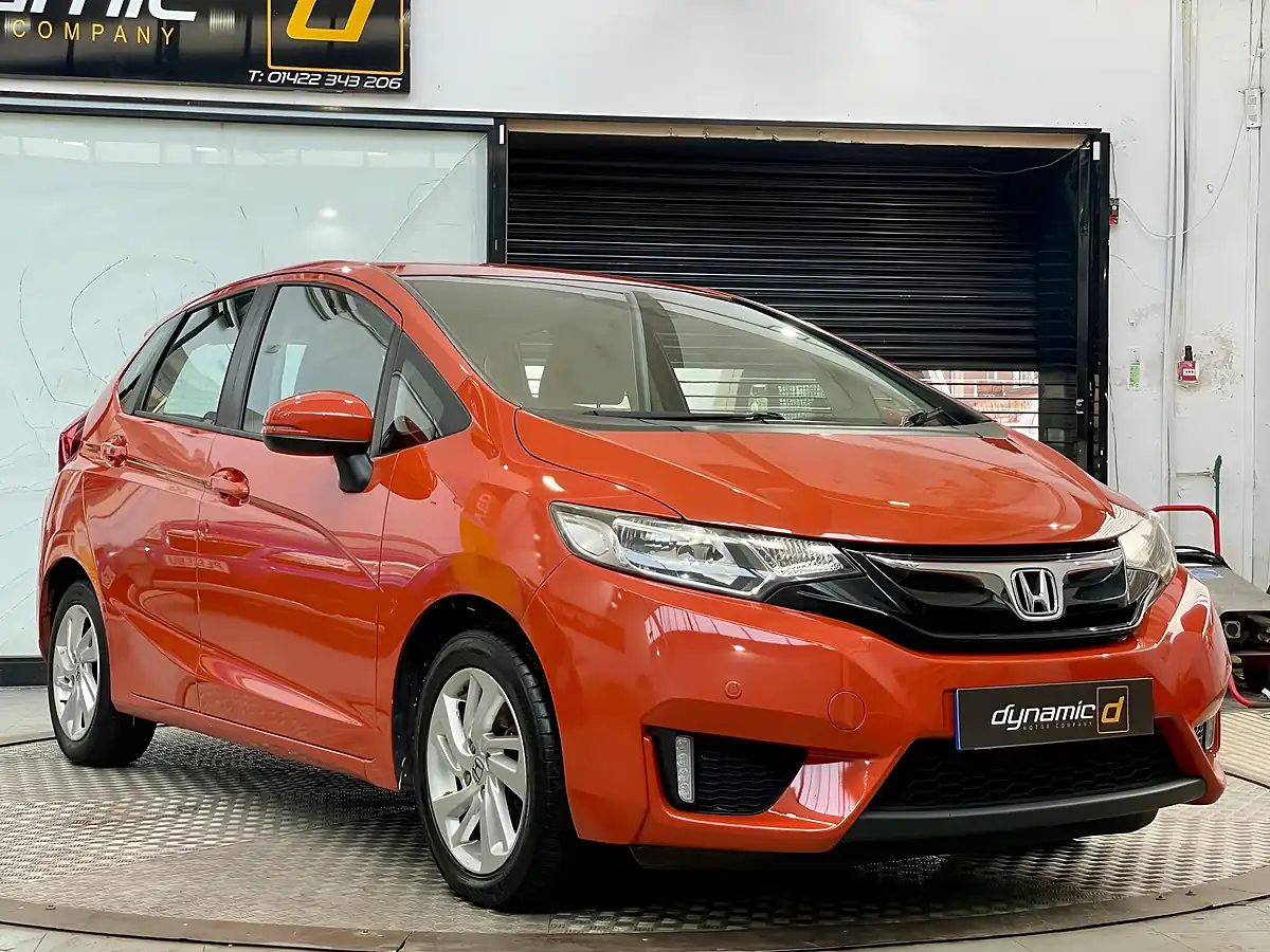 Used 2015 Honda Jazz Se Orange - Interior and Exterior details 2