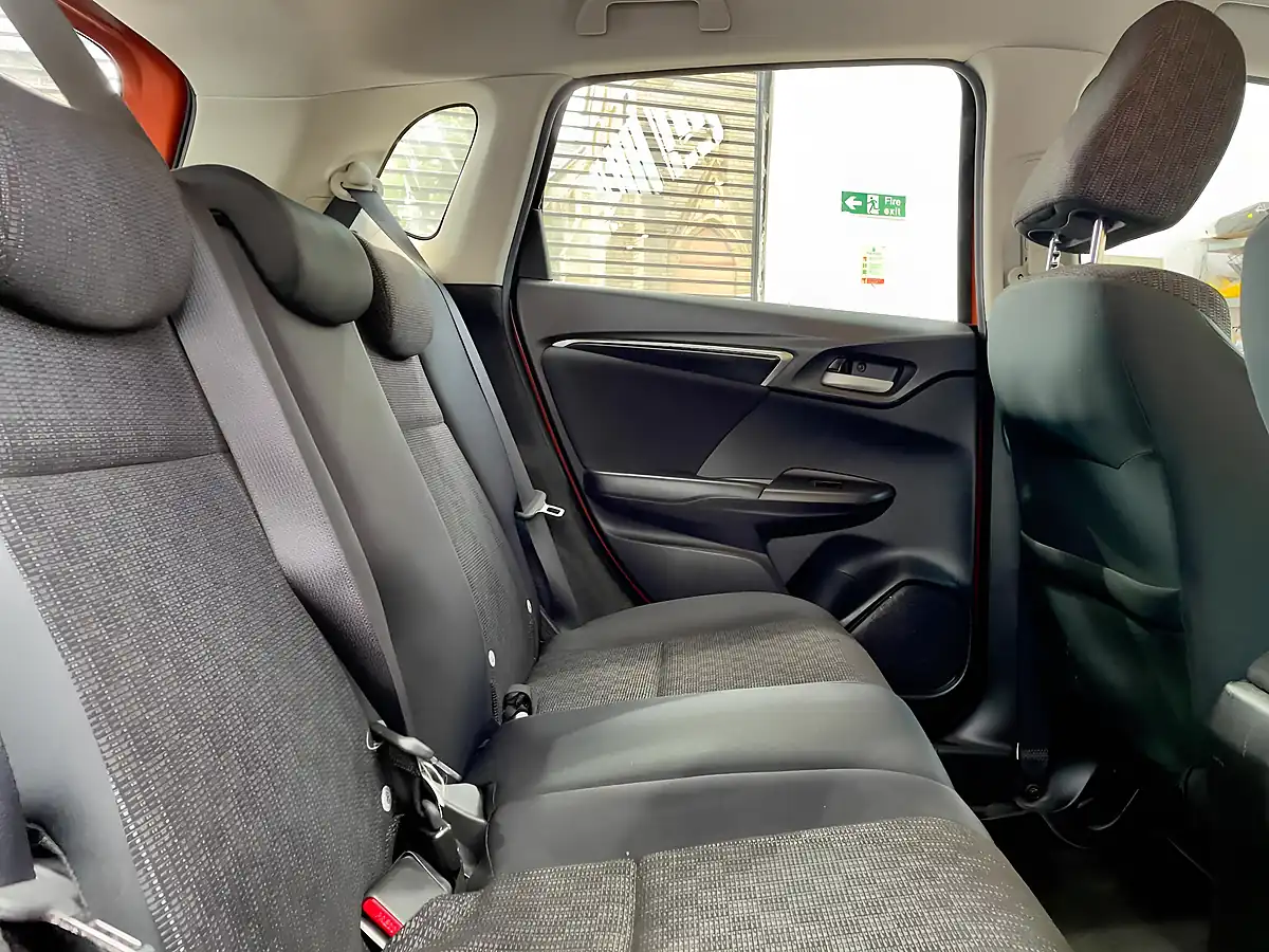 Used 2015 Honda Jazz Se Orange - Interior and Exterior details 8