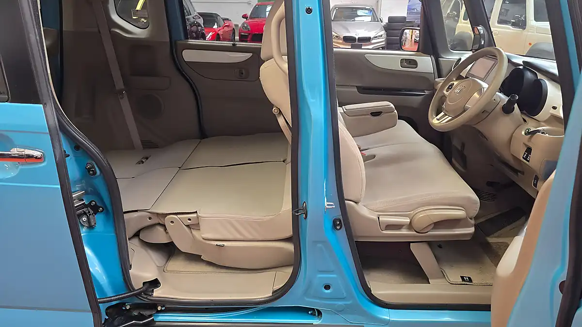 Used 2015 Honda N-Box Custom G L Blue - Interior and Exterior details 13