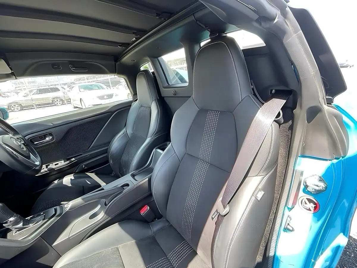Used 2015 Honda S660 Alpha Blue - Interior and Exterior details 14