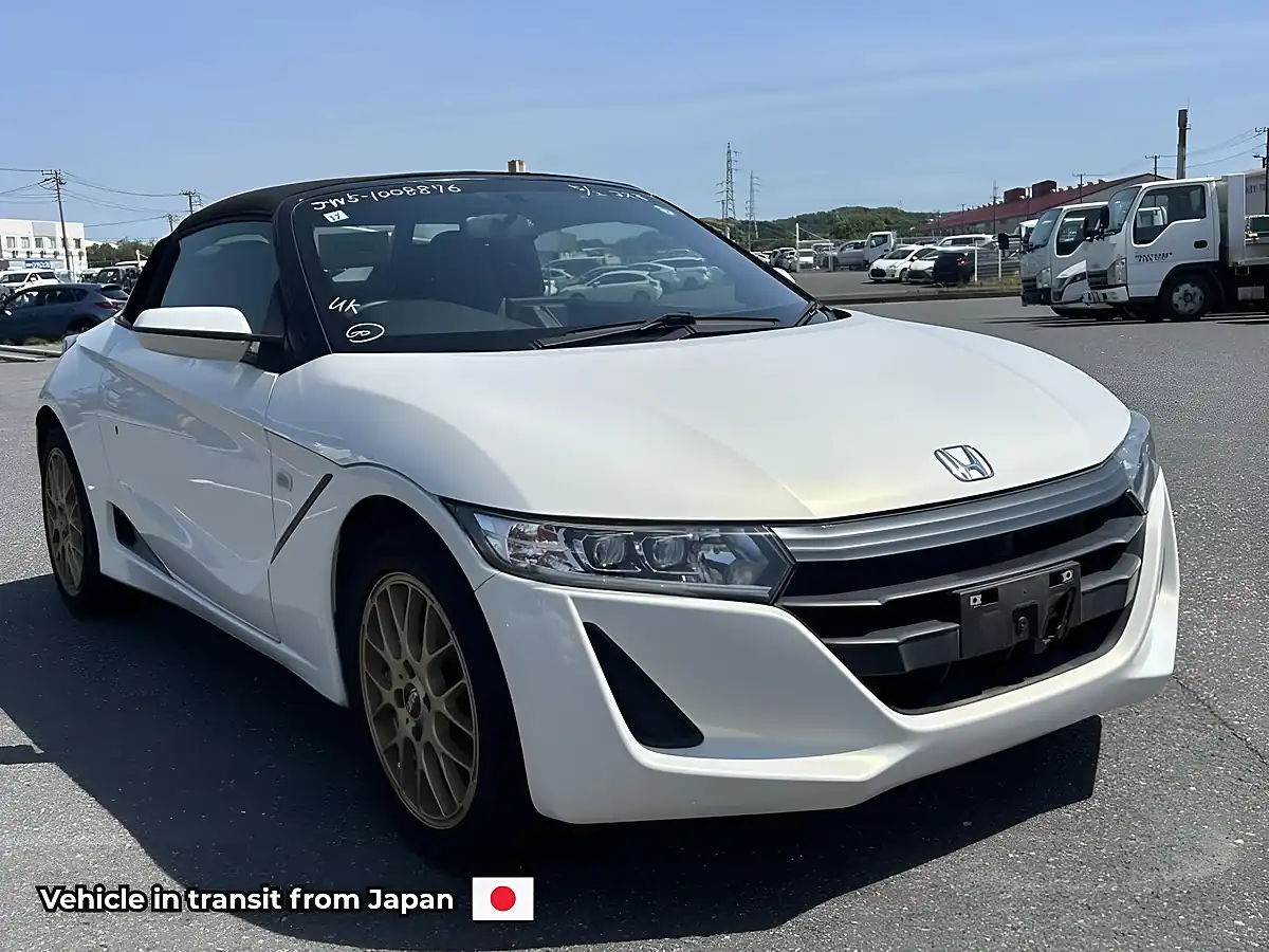 Used 2015 Honda S660 Alpha White - Interior and Exterior details 5