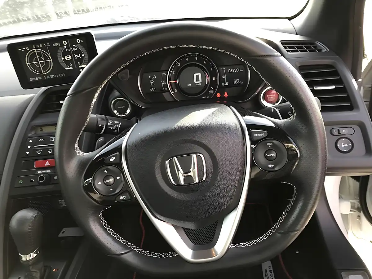 Used 2015 Honda S660 Alpha White - Interior and Exterior details 20