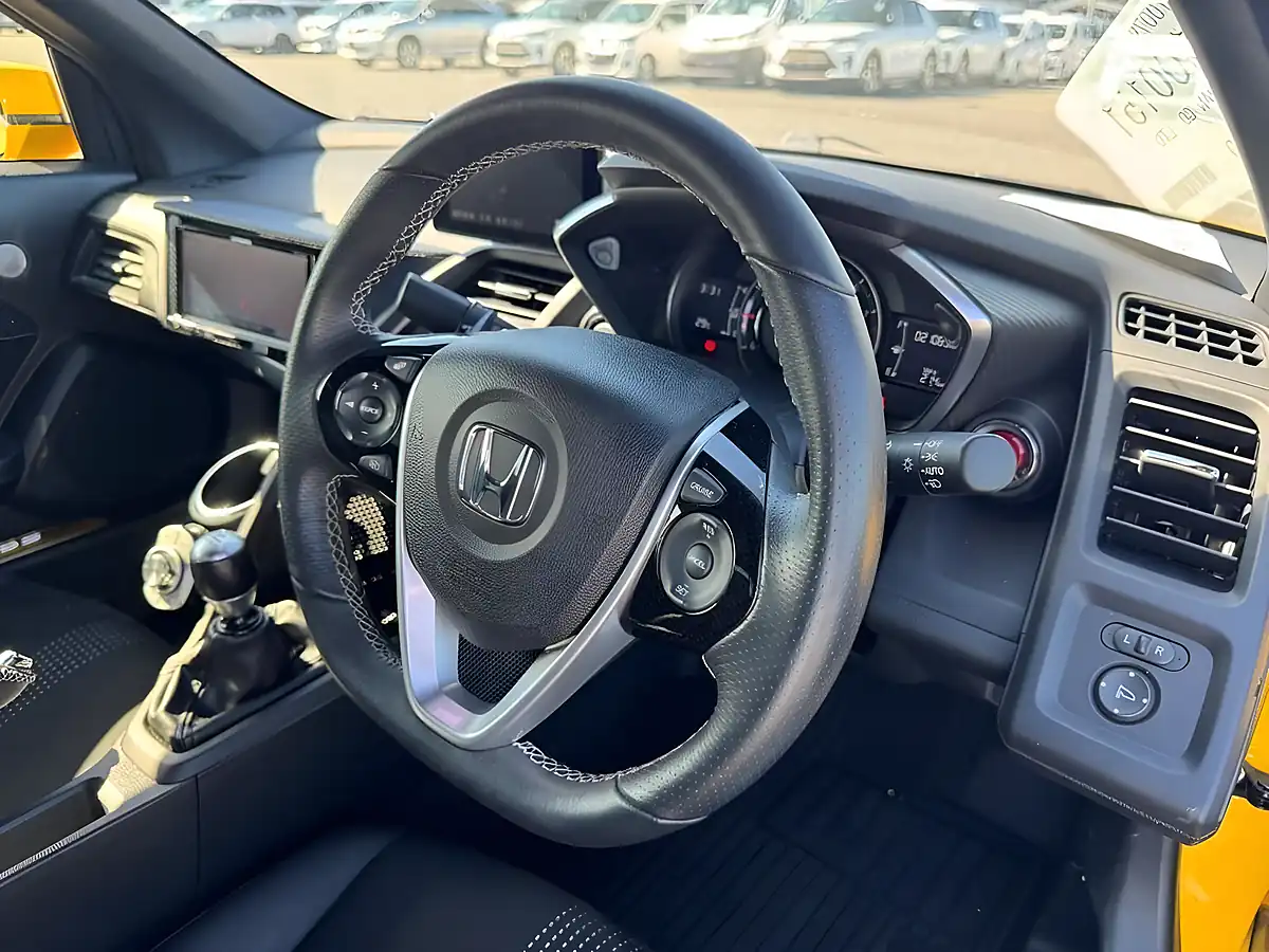 Used 2015 Honda S660 Alpha Yellow - Interior and Exterior details 11