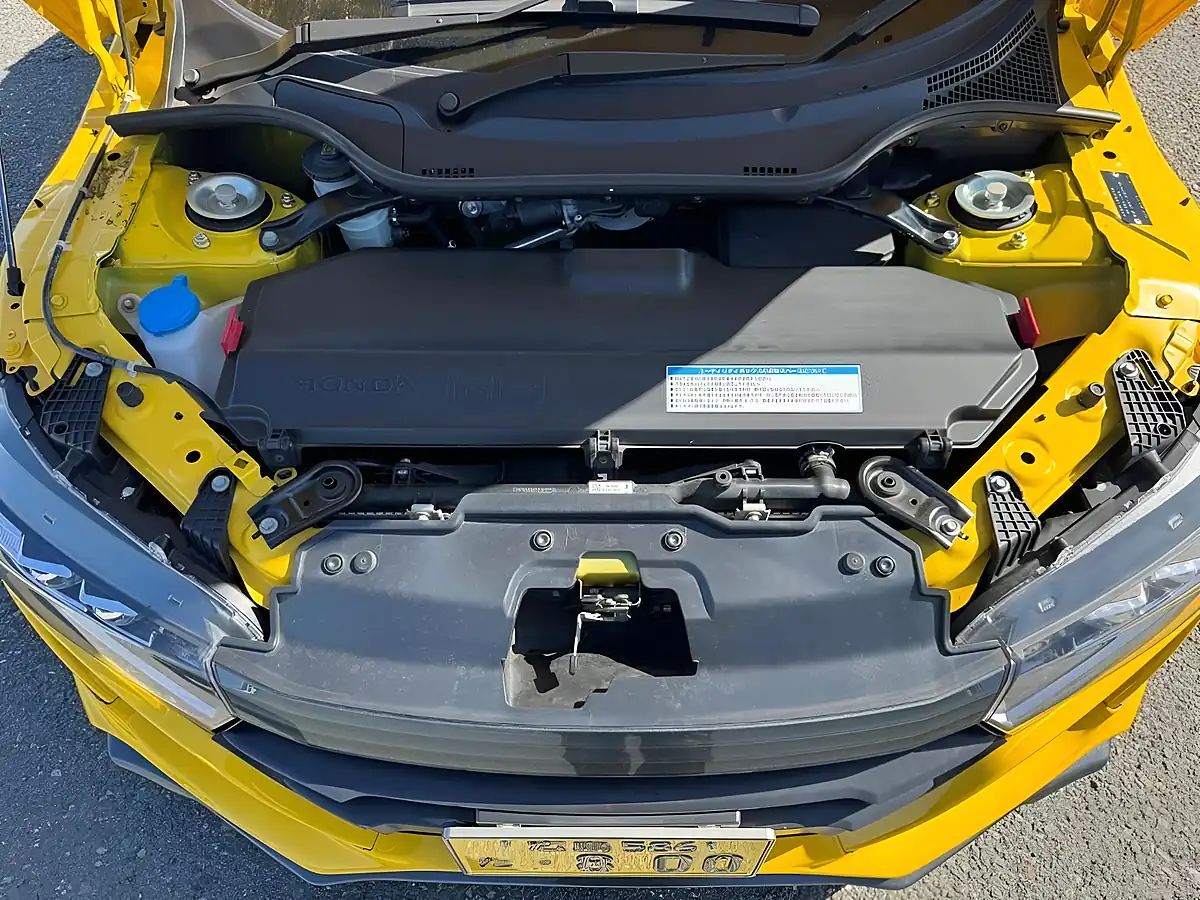 Used 2015 Honda S660 Alpha Yellow - Interior and Exterior details 16
