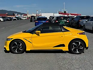 Used 2015 Honda S660 Alpha Yellow - Interior and Exterior details 2