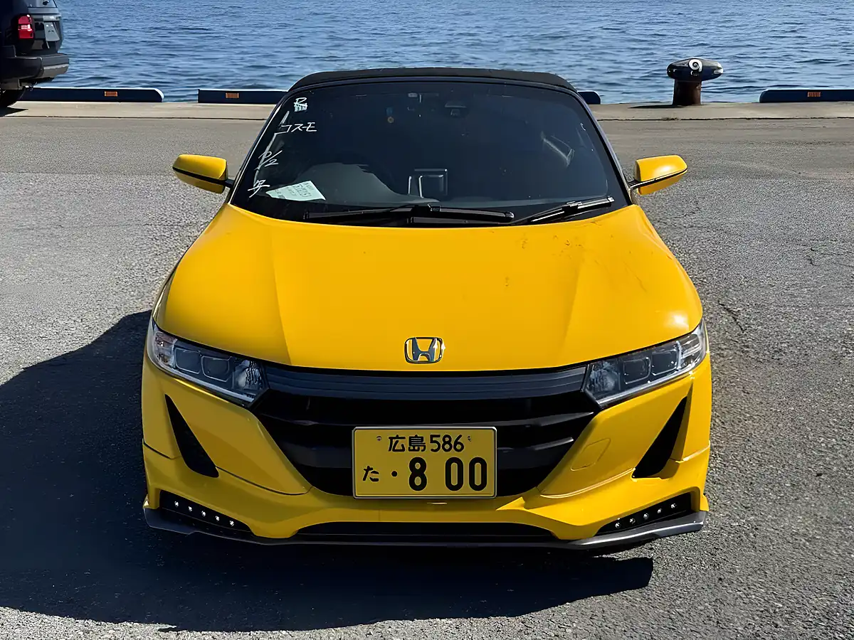 Used 2015 Honda S660 Alpha Yellow - Interior and Exterior details 8