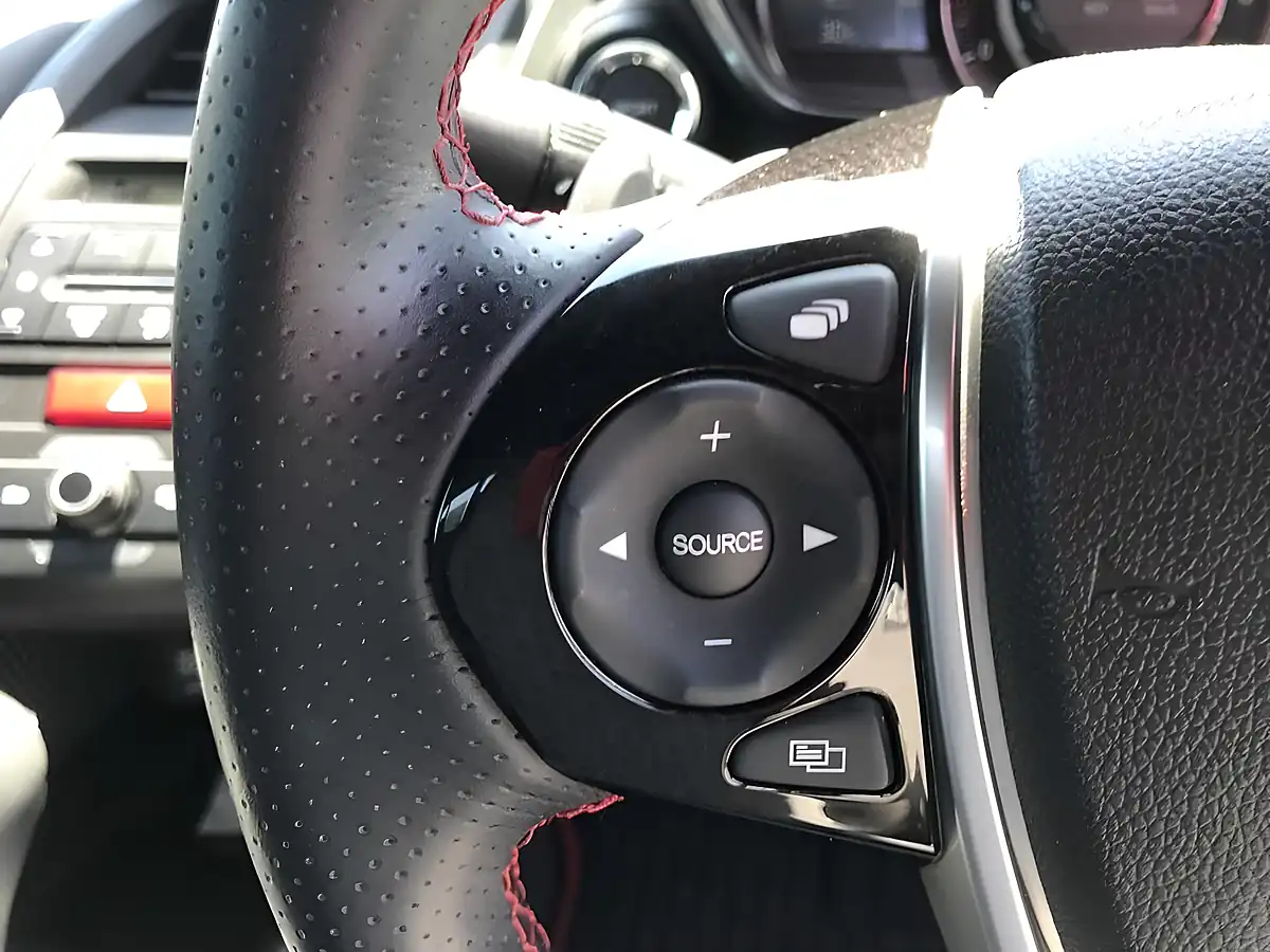 Used 2015 Honda S660 Concept Edition White - Interior and Exterior details 14