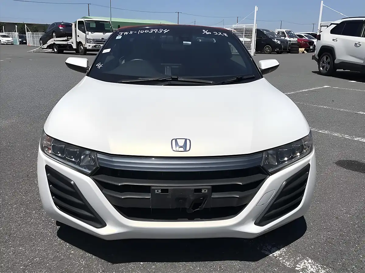 Used 2015 Honda S660 Concept Edition White - Interior and Exterior details 5