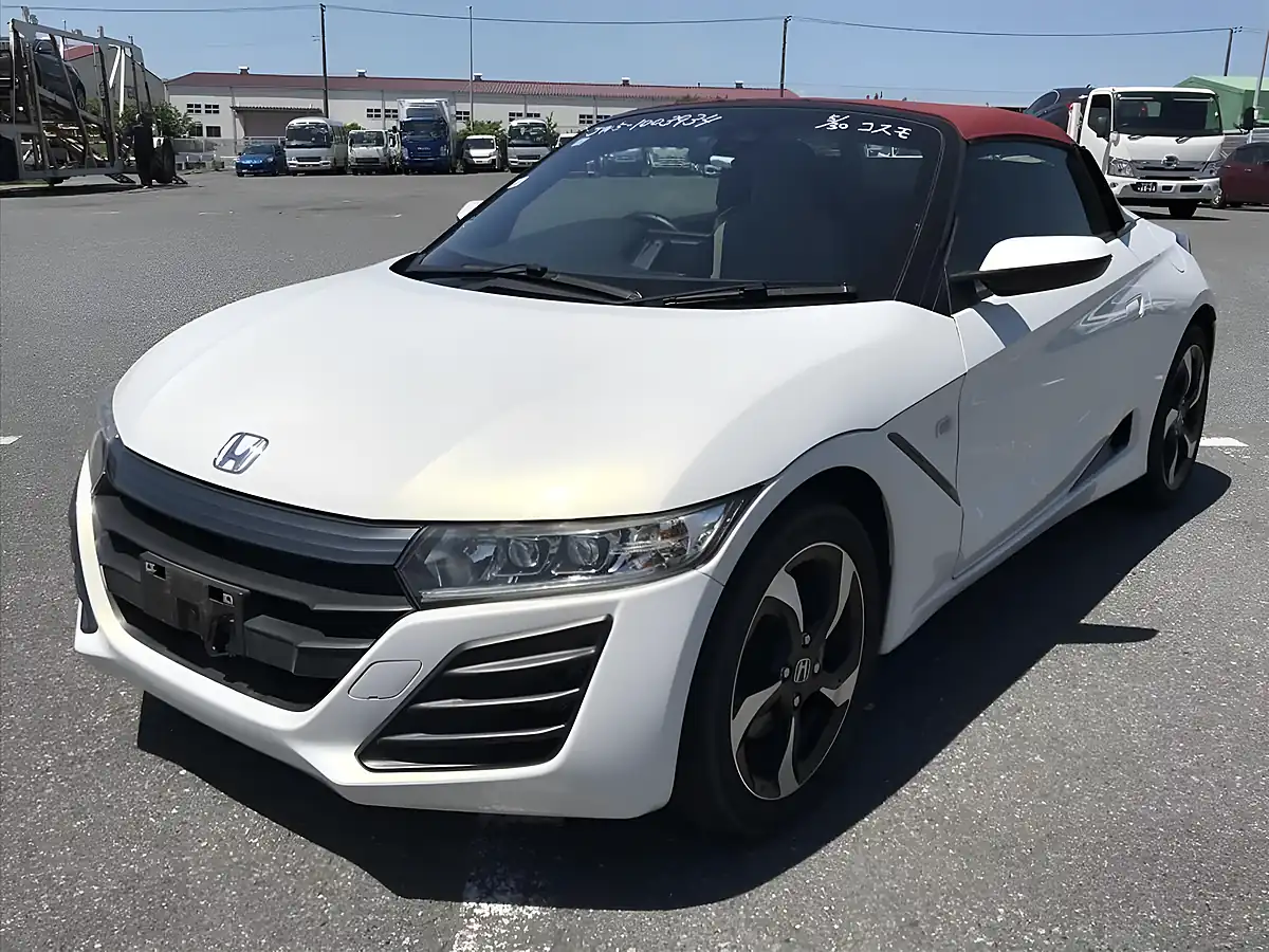 Used 2015 Honda S660 Concept Edition White - Interior and Exterior details 6