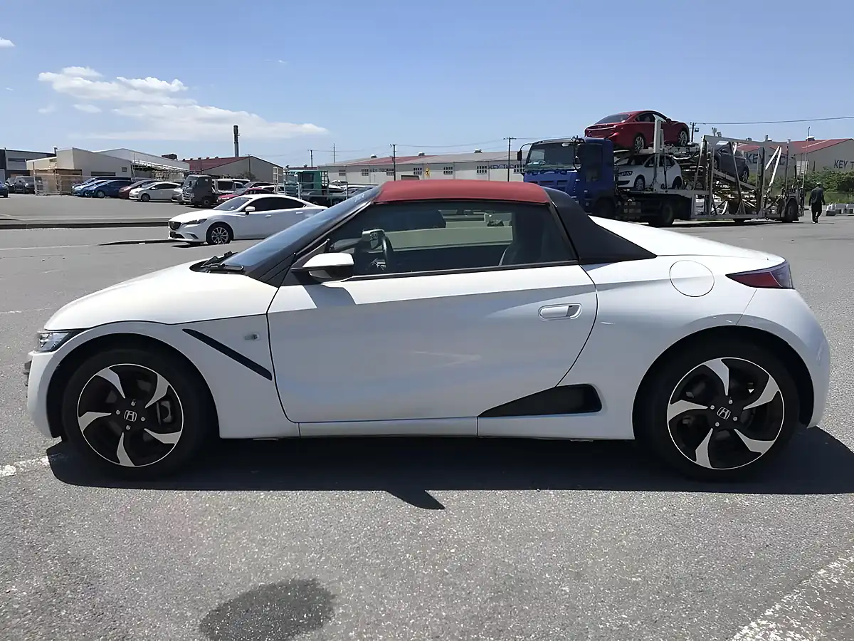 Used 2015 Honda S660 Concept Edition White - Interior and Exterior details 7