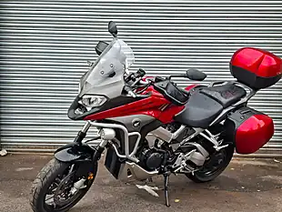 Used 2015 Honda Vfr Crossrunner Red - Interior and Exterior details 6