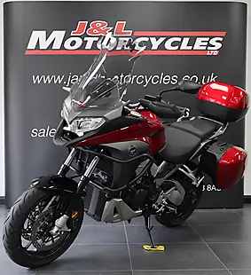 Used 2015 Honda VFR800X Crossrunner Red - Interior and Exterior details 4