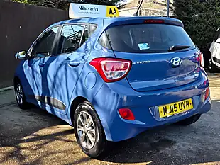 Used 2015 Hyundai i10 Premium Blue - Interior and Exterior details 4
