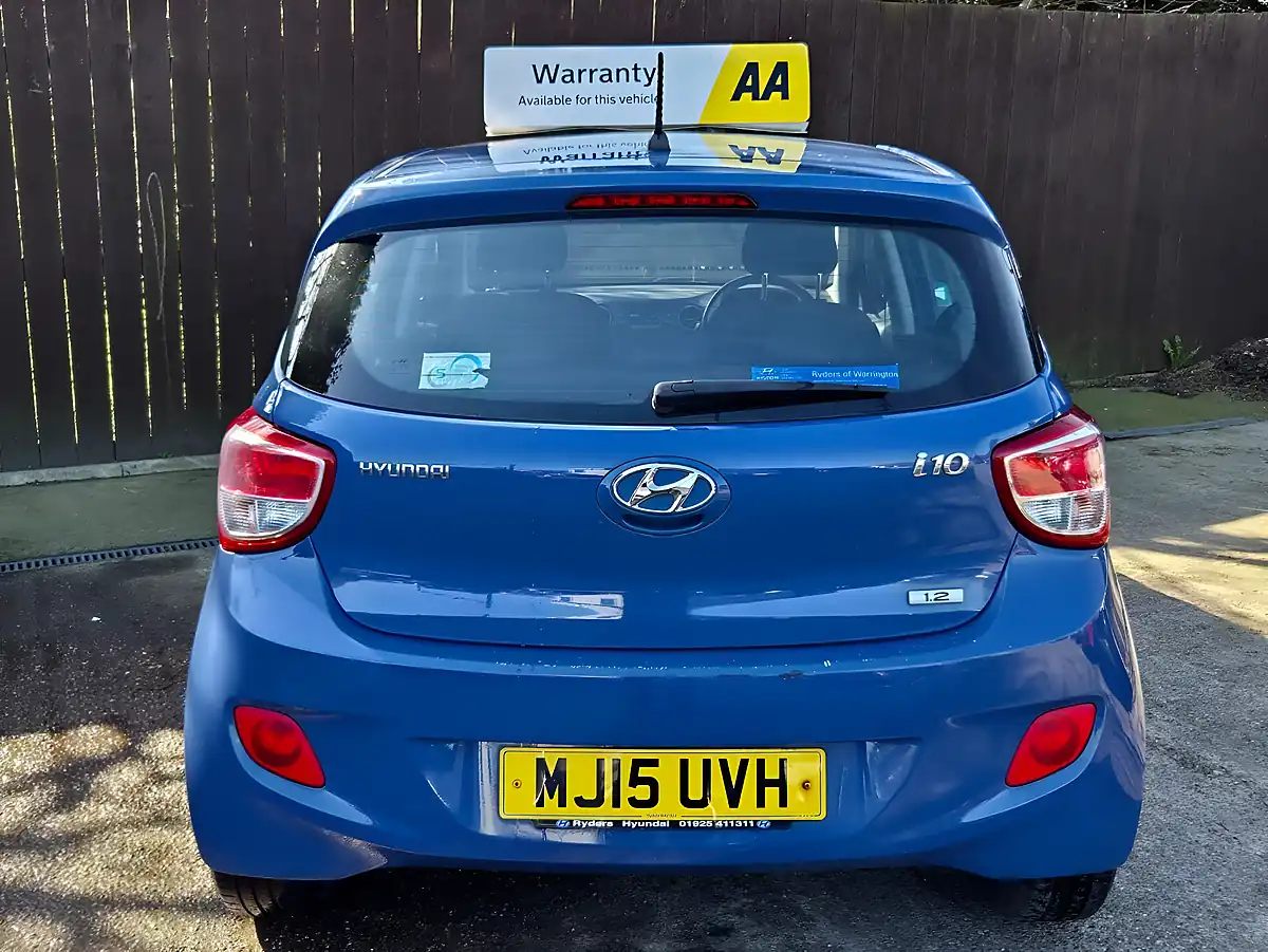 Used 2015 Hyundai i10 Premium Blue - Interior and Exterior details 6