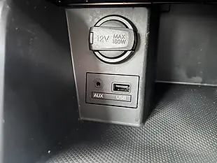 Used 2015 Hyundai i10 Premium Blue - Interior and Exterior details 13