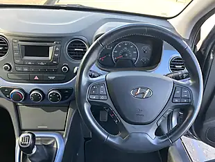 Used 2015 Hyundai i10 Premium Grey - Interior and Exterior details 15