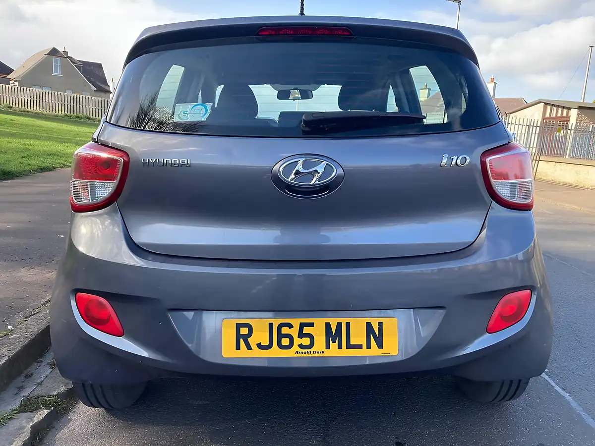 Used 2015 Hyundai i10 Premium Grey - Interior and Exterior details 4