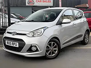 Used 2015 Hyundai i10 Premium Silver - Interior and Exterior details 5