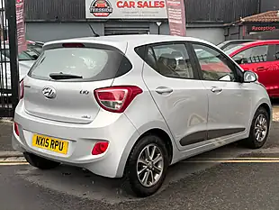Used 2015 Hyundai i10 Premium Silver - Interior and Exterior details 6