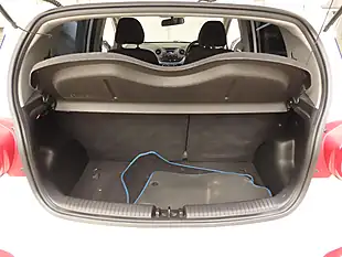 Used 2015 Hyundai i10 Premium White - Interior and Exterior details 6