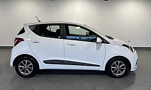 Used 2015 Hyundai i10 Premium White - Interior and Exterior details 2