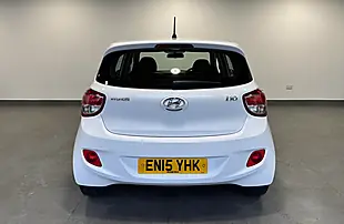 Used 2015 Hyundai i10 Premium White - Interior and Exterior details 4
