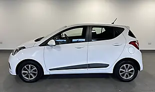 Used 2015 Hyundai i10 Premium White - Interior and Exterior details 6